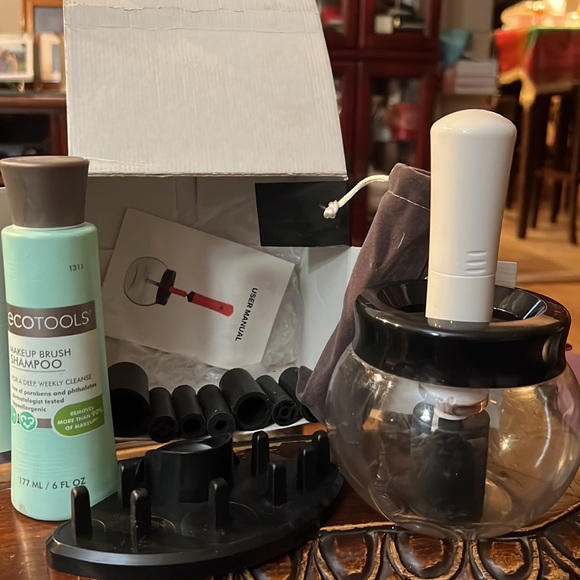 Makeup brush cleaner - Picture 5 of 8